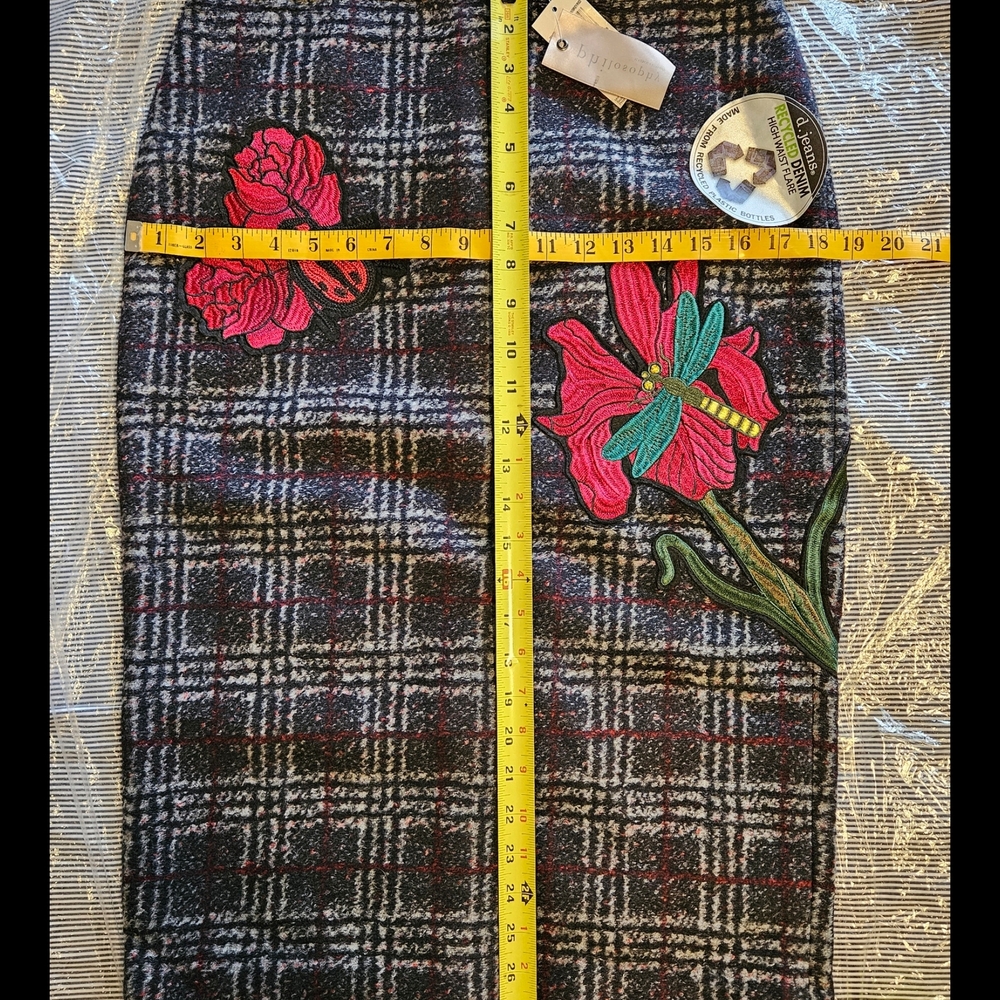 Philosophy Blended Fabric Skirt-NWT-Size 6 - Picture 14 of 15